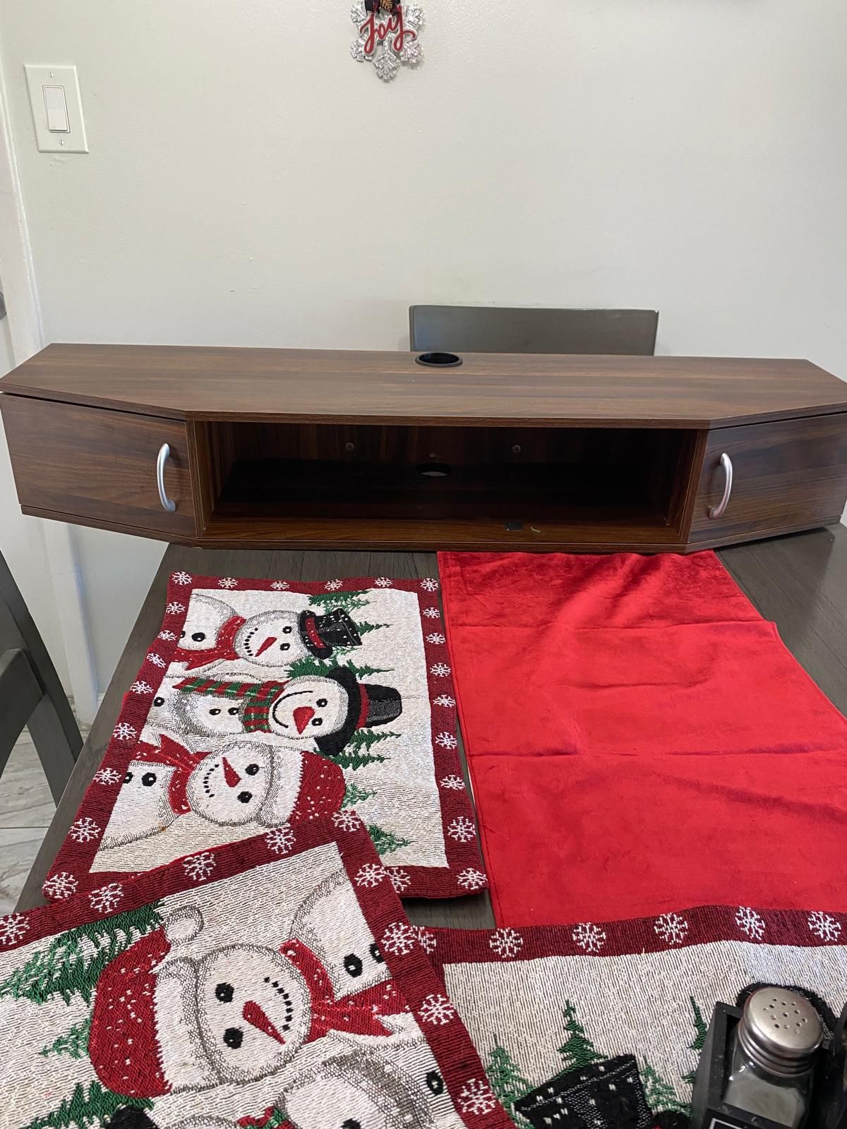 43” Floating Tv Stand/shelf