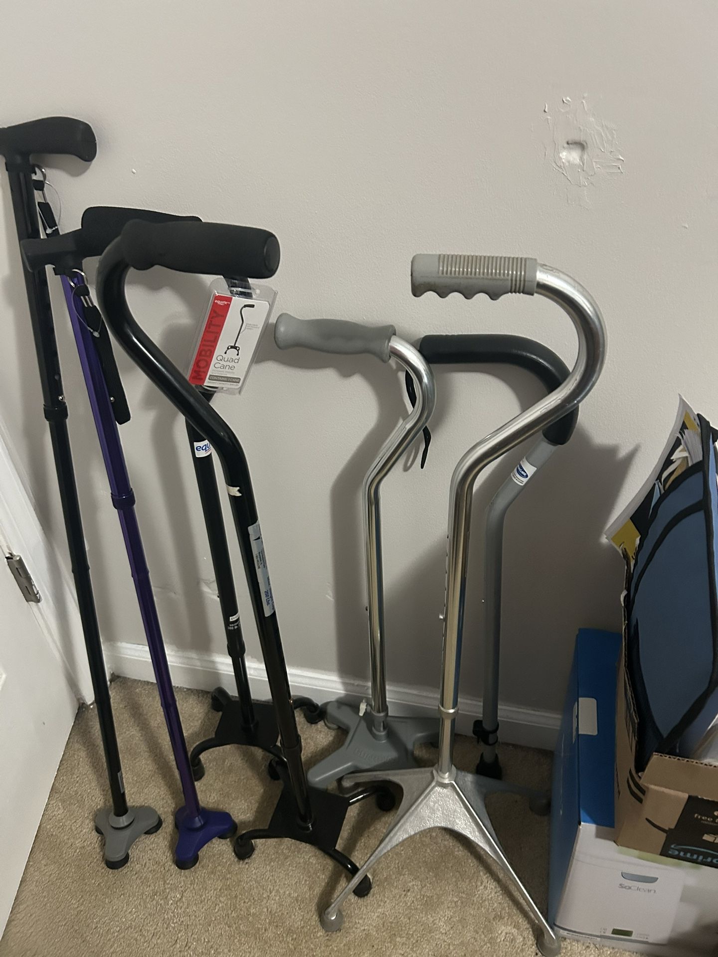Walking Canes - Medical Adjustable Height Walking Canes 