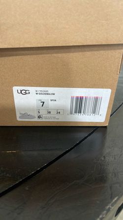 UGG Goldenglow Sandals Women's Size 7