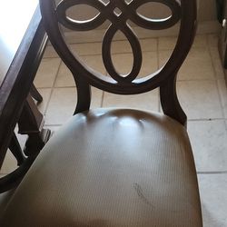Dining Table And  5 Chairs