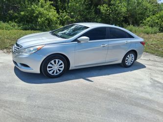 2011 hyundai sonata GLS clean title