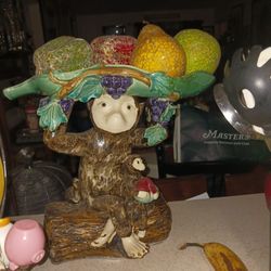 EX LARG MONKEY WITH BEAUTIFUL FRUITS CERAMIC 18 FINAL PRICE MY HUSBAND PAID 119 FOR THIS ....