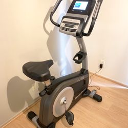 NordicTrack VU19 Indoor Upright Exercise Bike Cycling Gym Bicycle Stationary Fitness Workout