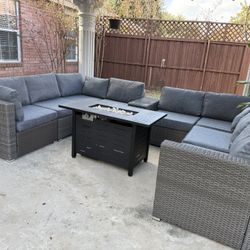 New inbox patio set (we finance and deliver)($54 down,$1899 total)(90 day no interest payment plan)