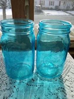 2 vintage blue "Jardin " quart mason jars