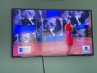 Samsung q60a 43” tv. (MUST SELL TODAY)