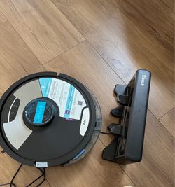 Shark Matrix Plus 2-in-1 Robot Vacuum & Mop