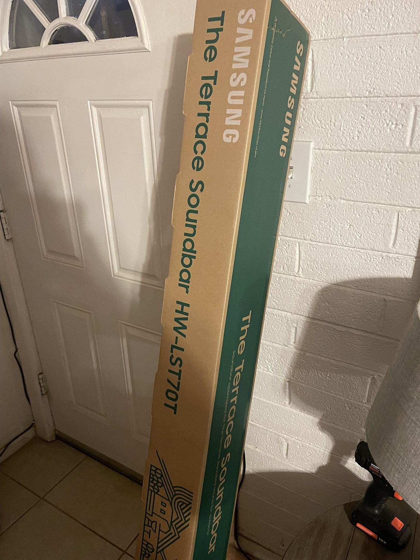 SAMSUNG The Terrace Soundbar HW-LST70T