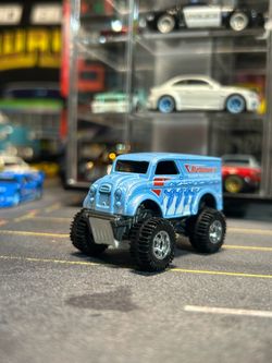 1:64 hotwheels dairy delivery custom