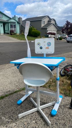 Kids study chair