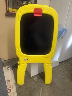 Crayola Quickflip 2 sided easel