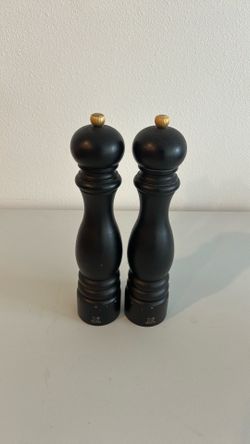 Salt & Pepper Shakers