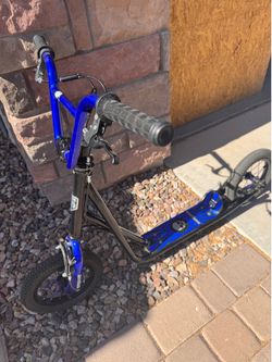 Mongoose scooter