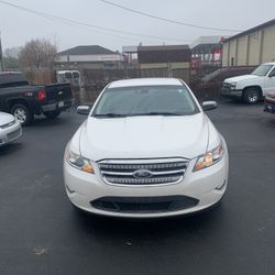 2011 Ford Taurus
