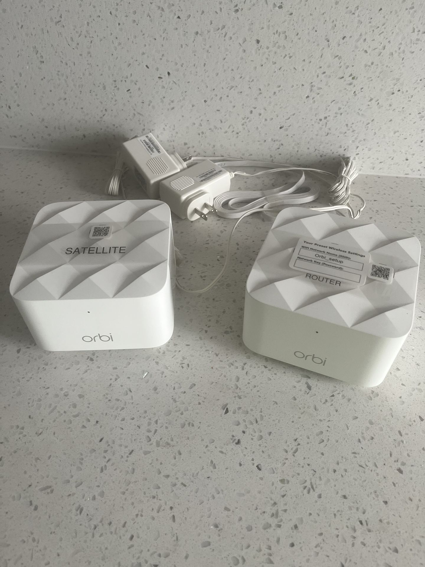 NETGEAR Orbi Mesh WiFi Add-on Satellite - Works with Your Orbi Router, add up to 1,500 sq. ft, speeds up to 1.2Gbps (RBS10) (RBS10-100NAS)