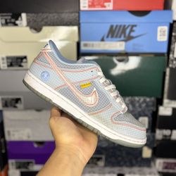 Size 8.5M - Nike Dunk “Union Passport Pack Argon”