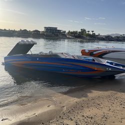 2016 SHOCKWAVE 22’DECKBOAT