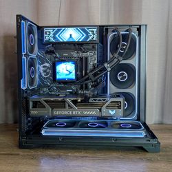 RTX 5080 // Ryzen 7 9800X3D // 32GB DDR5 // 2TB Gen4 NVMe // WiFi 7