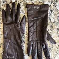 Beautiful Leather Coach Gloves