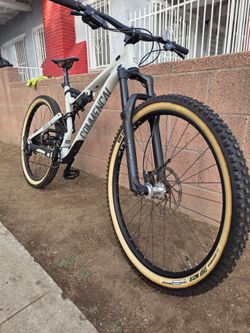 Commencal Meta Full Suspension Mountain Bike