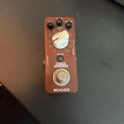 MOOER Pure Octave Guitar Pedal