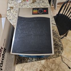 Cabela's Heavy duty dehydrator. 600watts