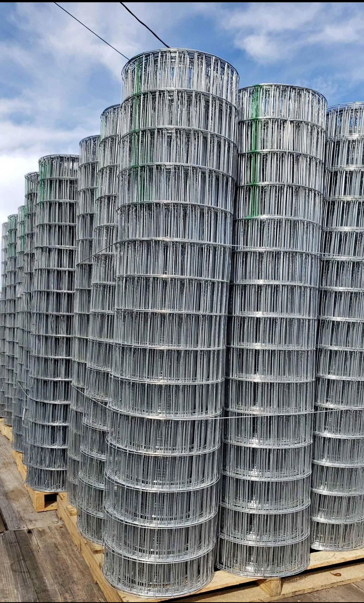 ROLLOS DE 4PIES X 100PIES DE LARGO, CUADRO 2X4 , 14 gauge