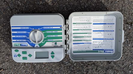 Hunter lawn sprinkler timer