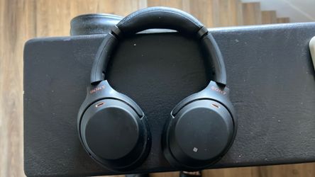 Sony XM3 Noise Cancel