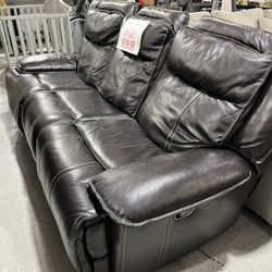 LEATHER RECLINING SOFA *AS IS* $199.99