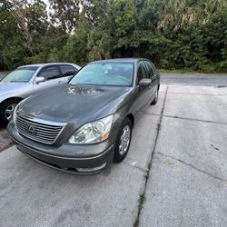 2004 Lexus LS 430