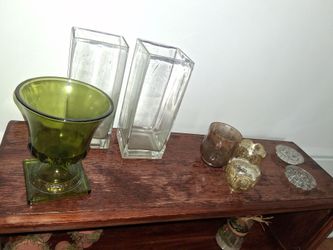 Glassware Decor and mini terracotta  $20