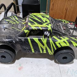 Arrma Mojave 1/7 6s For Sale Or Trade