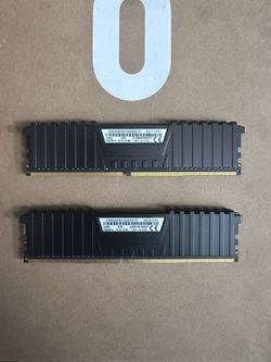 CORSAIR VENGEANCE 8GB DDR4 2666MHz CL16