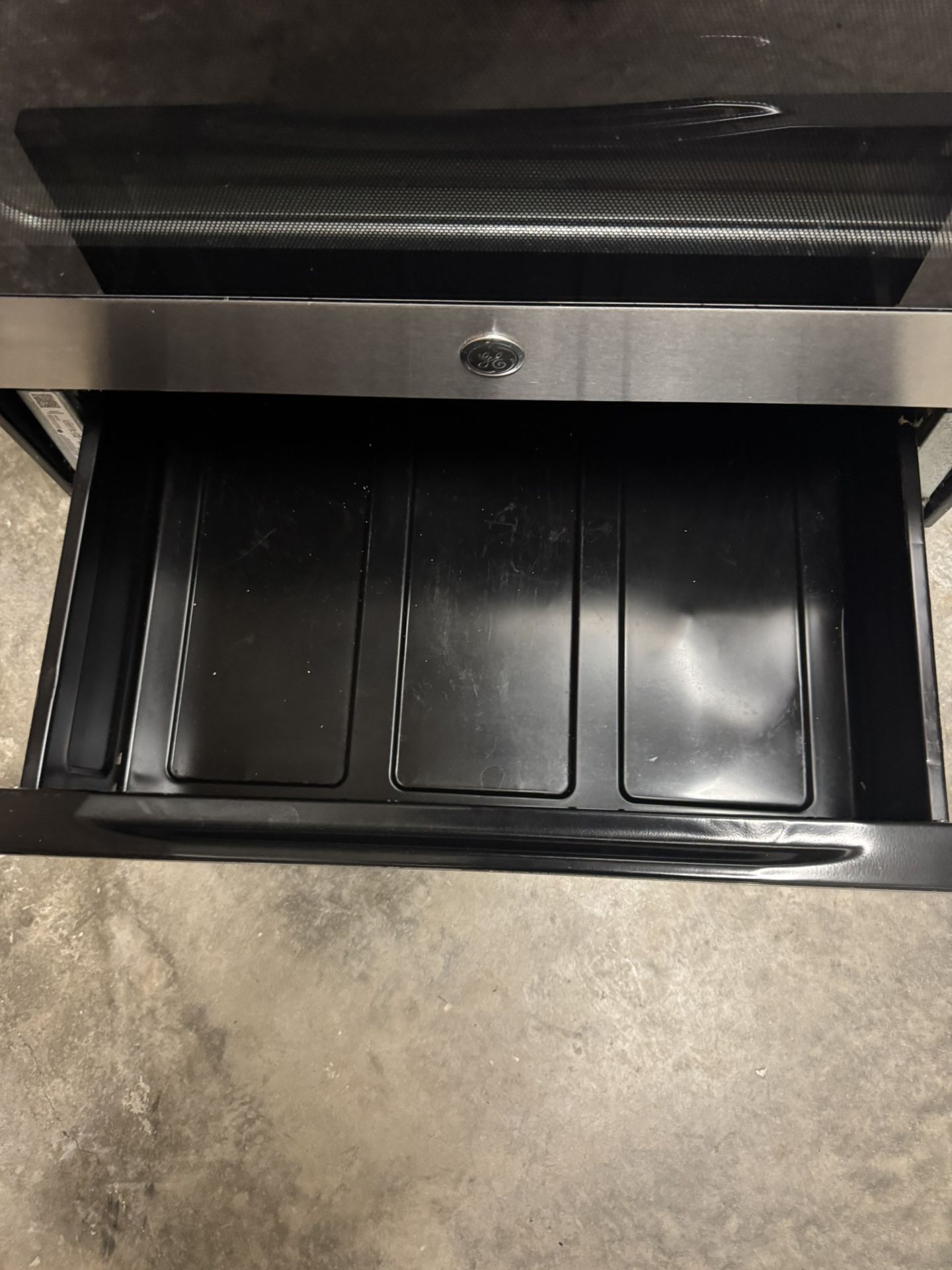 GE APPLIANCES STOVE TOP 