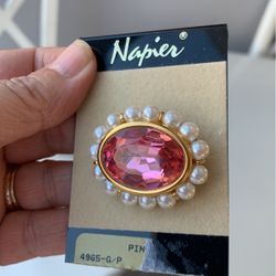 Beautiful Napier Broach