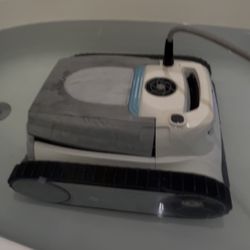 Wybotic M100 Robotic Pool Cleaner 