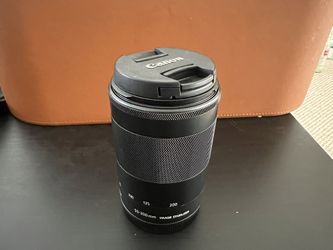 95% NEW. Canon EF-M 55-200mm f/4.5-6.3 Image Stabilization STM Lens (Black) 