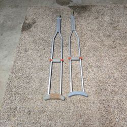 Crutches 