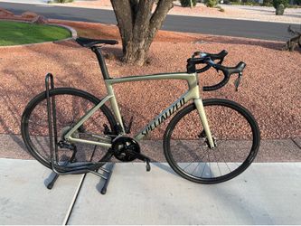 2024 Specialized Tarmac SL7 Comp – Shimano 105 Di2