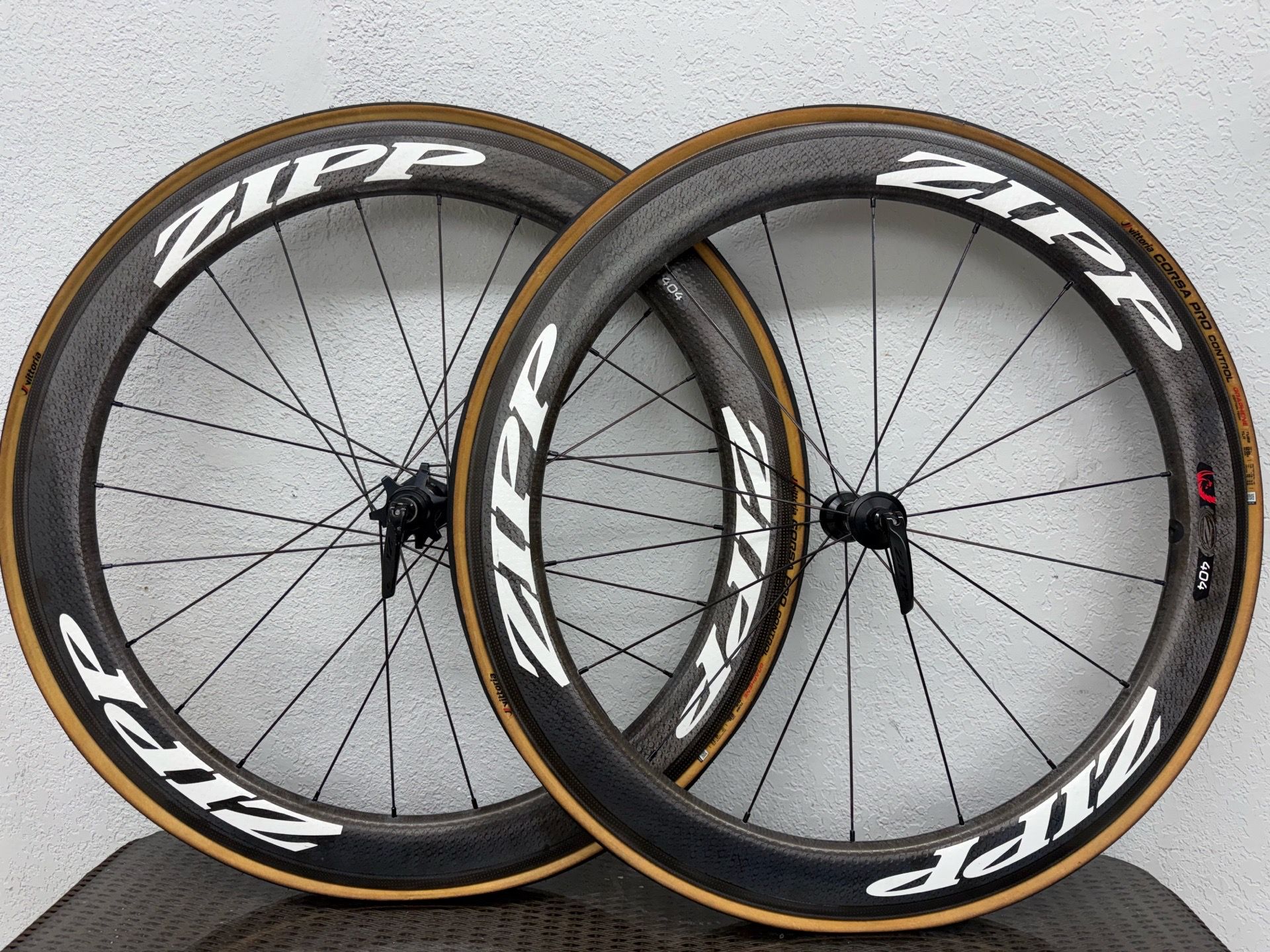 Zipp 404 FireCrest carbon Wheel Set