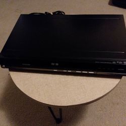 Toshiba DVD Player & Recorder w HDMI
