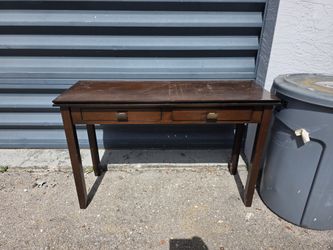 Free Small Table