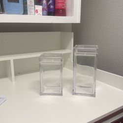 Clear Containers 