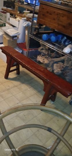 Beautiful Chinese Village/Noodle Bench
