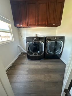 2024 LG Washer and Dryer Set