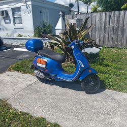 2020 Vespa Primavera 