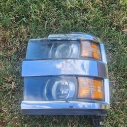 Driver Side Headlight For 2015 Chevrolet 2500 OEM