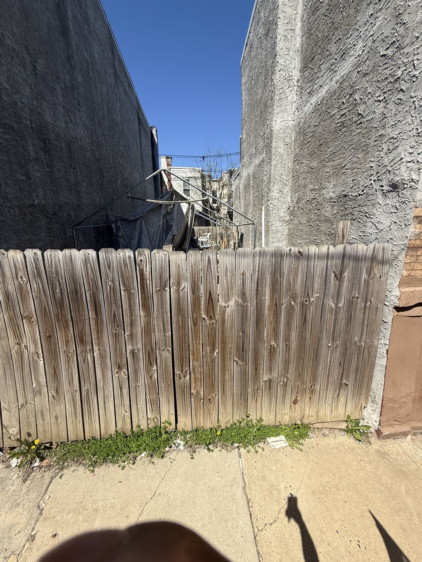 NICE LOT FOR SALE IN STRAWBERRY MANSION OFF 28TH AND LEHIGH 19132
