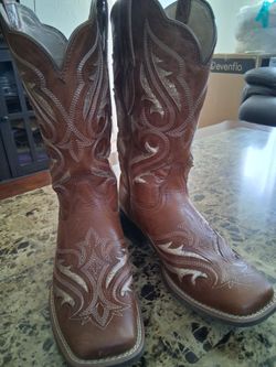 Ariat Women Boots